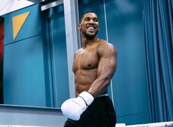 Joshua chce boxovať s Furym. Je ochotný finančne sa uskromniť